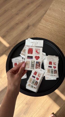 3D Стікерпаки &mdash; брендована поліграфічна продукція від BRAND FOR BRANDS. Доставка по Україні.