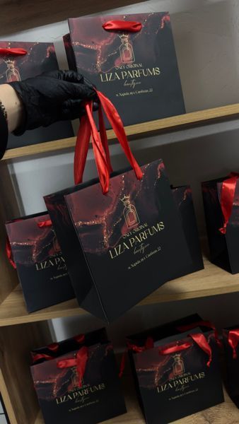 Картонні пакети &mdash; брендована поліграфічна продукція від BRAND FOR BRANDS. Доставка по Україні.