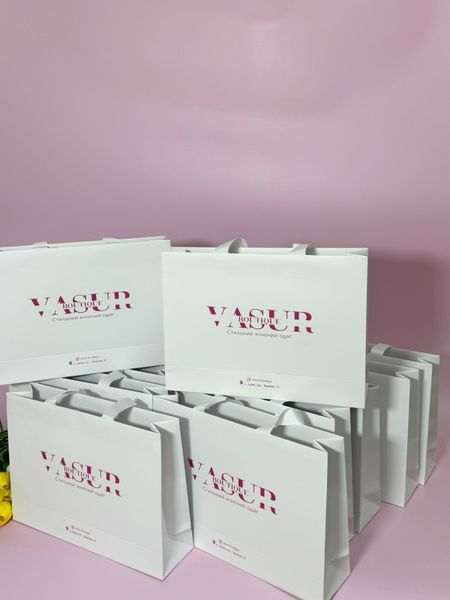 Картонні пакети &mdash; брендована поліграфічна продукція від BRAND FOR BRANDS. Доставка по Україні.
