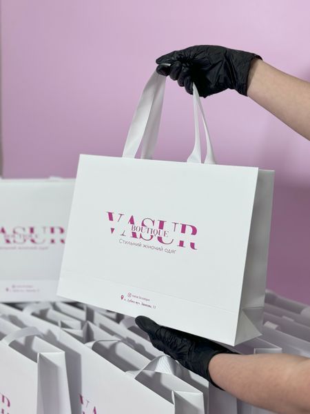 Картонні пакети &mdash; брендована поліграфічна продукція від BRAND FOR BRANDS. Доставка по Україні.