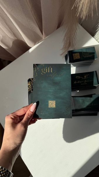 Сертификаты с фольгированием &ndash; брендированная полиграфическая продукция от BRAND FOR BRANDS. Доставка по Украине.